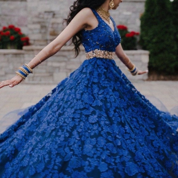 Shyamal \u0026 Bhumika | Dresses | Wedding 